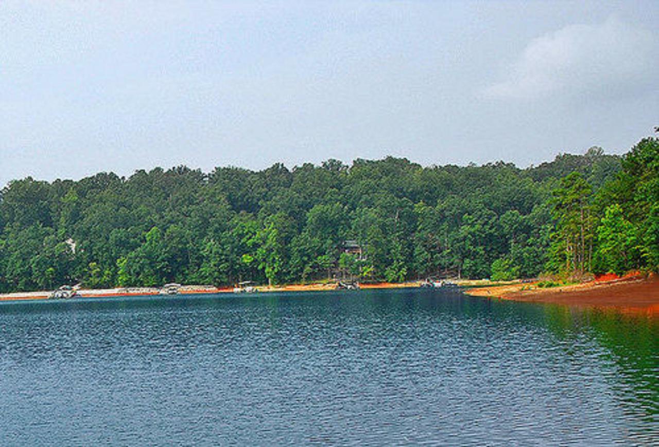 Carolina Landing Camping Resort Two-Bedroom Cabin 1 Fair Play ภายนอก รูปภาพ